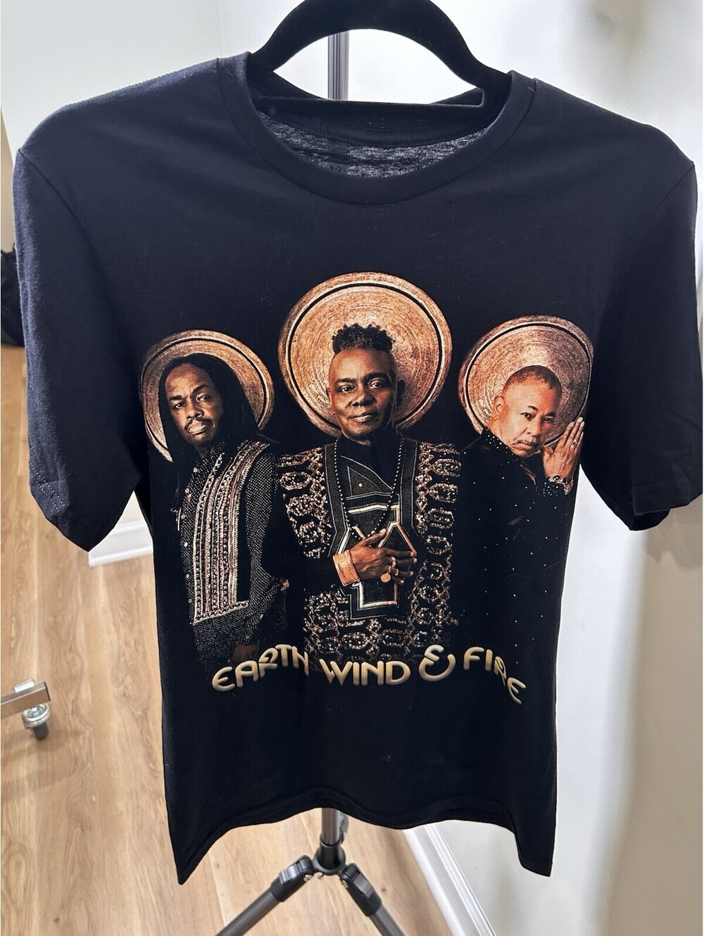 Earth Wind & Fire 2023 Tour Black Graphic T-Shirt Small